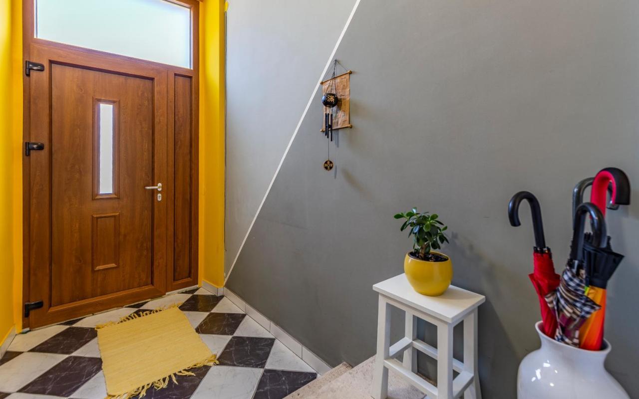 Apartman 39 Pula Luaran gambar