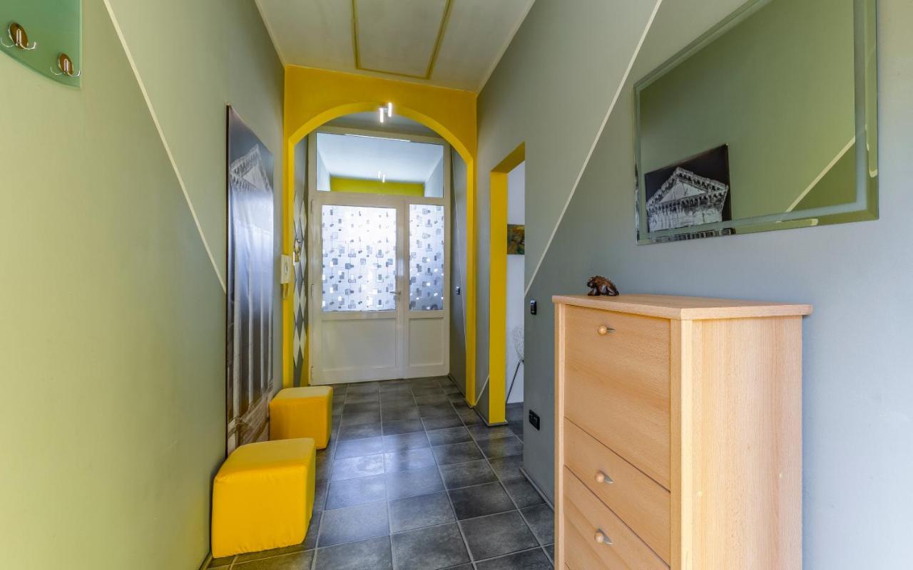 Apartman 39 Pula Luaran gambar