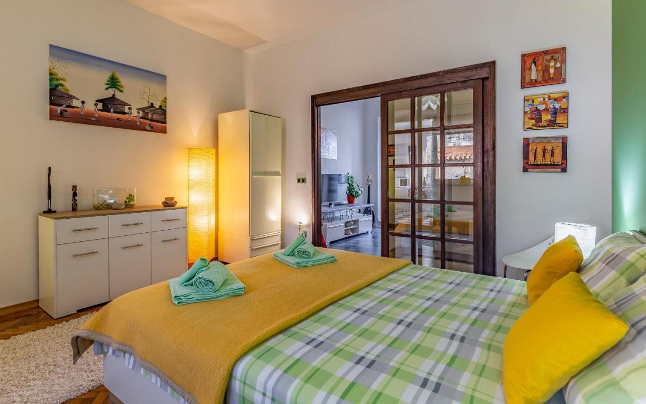 Apartman 39 Pula Luaran gambar
